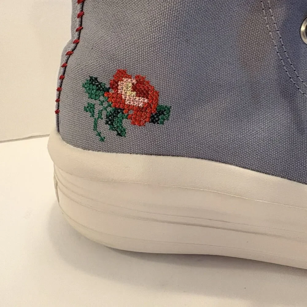 Converse Chuck Taylor All Star Move Platform High Cross Stitch Roses Size 10